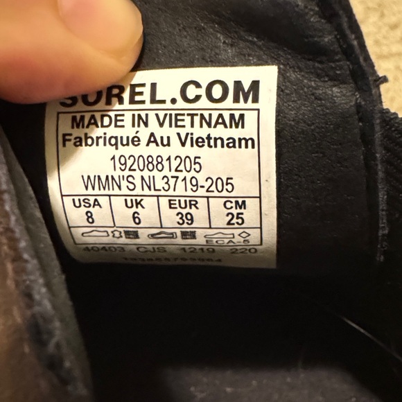 Sorel Women’s Brown and Black Chelsea Boots - Picture 9 of 10